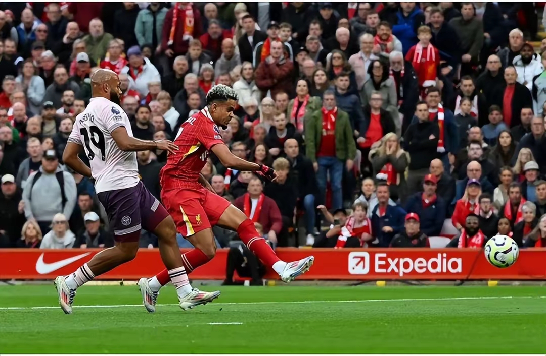 赛后利物浦防线松动:法甲节点到来,话题不断,控场能力受关注的简单介绍 赛后利物浦防线松动:法甲节点到来,话题不断,控场能力受关注的简单介绍